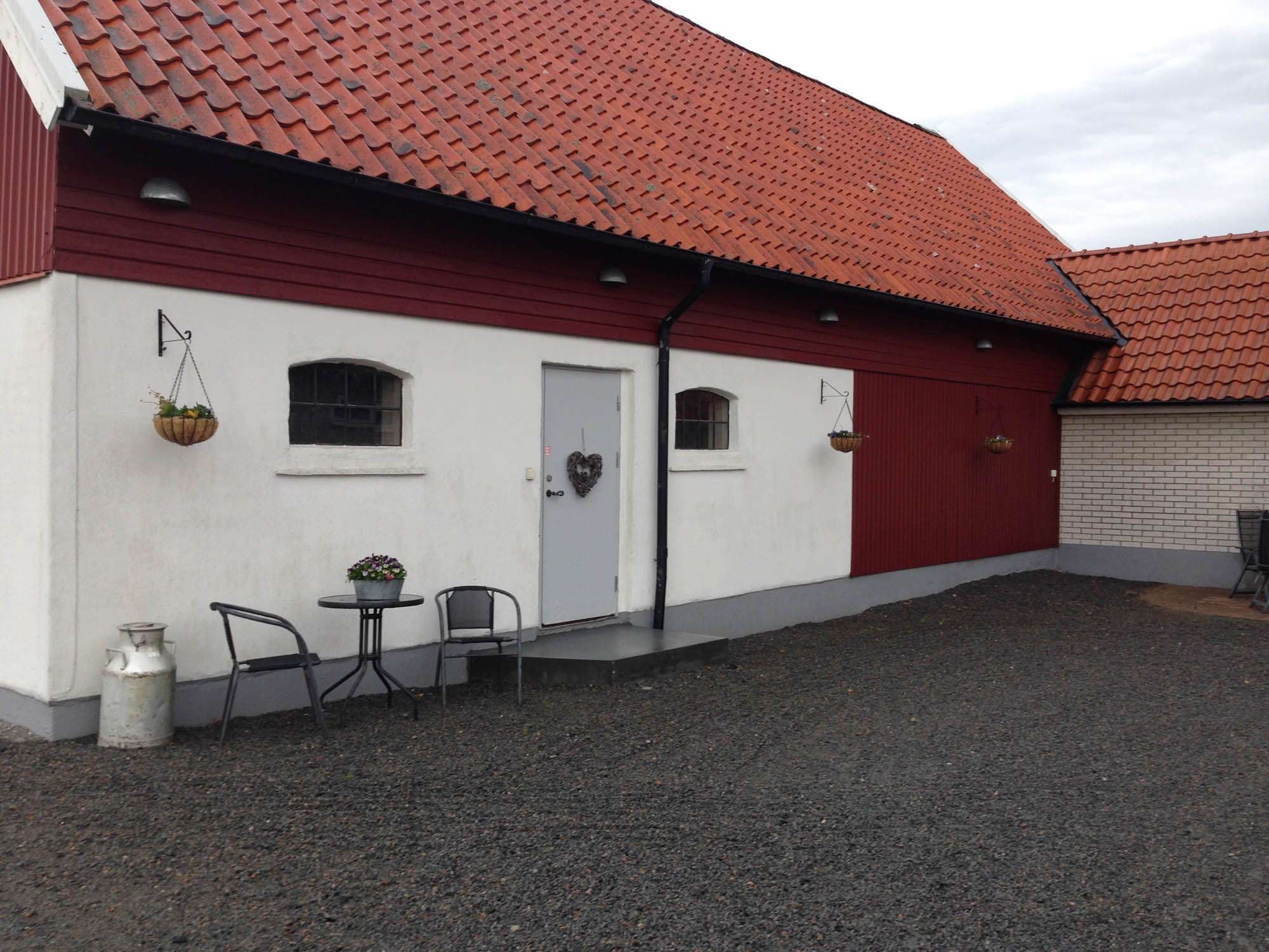 Inifrån Skårby Viltrökeri